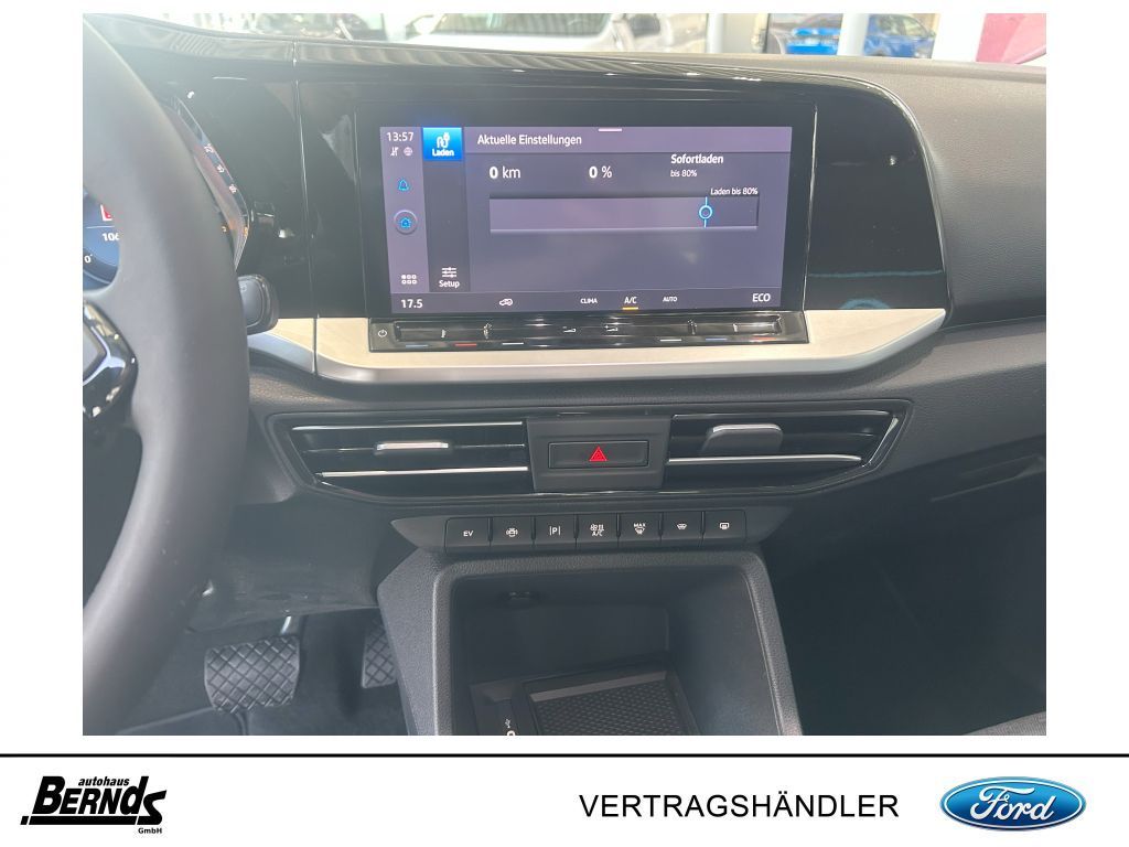 Ford Tourneo Connect 2025