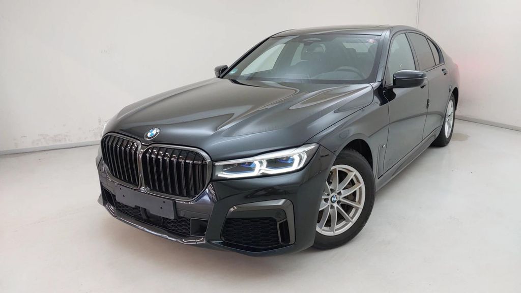 BMW 730 2020