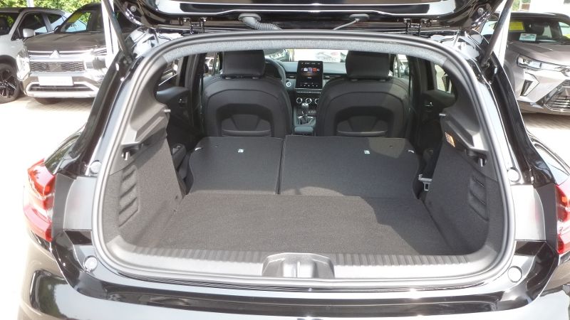 Mitsubishi Colt 2025