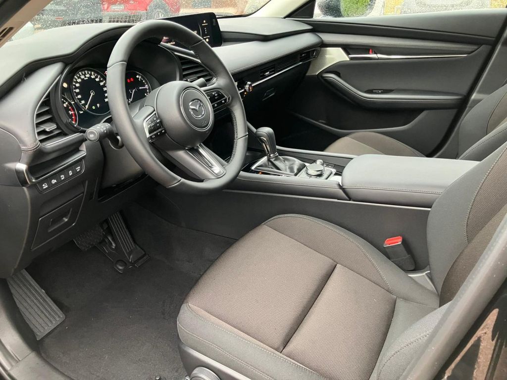 Mazda 3 2025