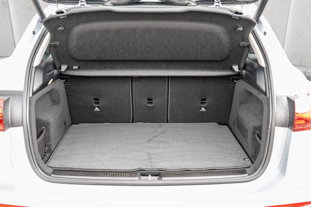 Mercedes-Benz B 180 2024