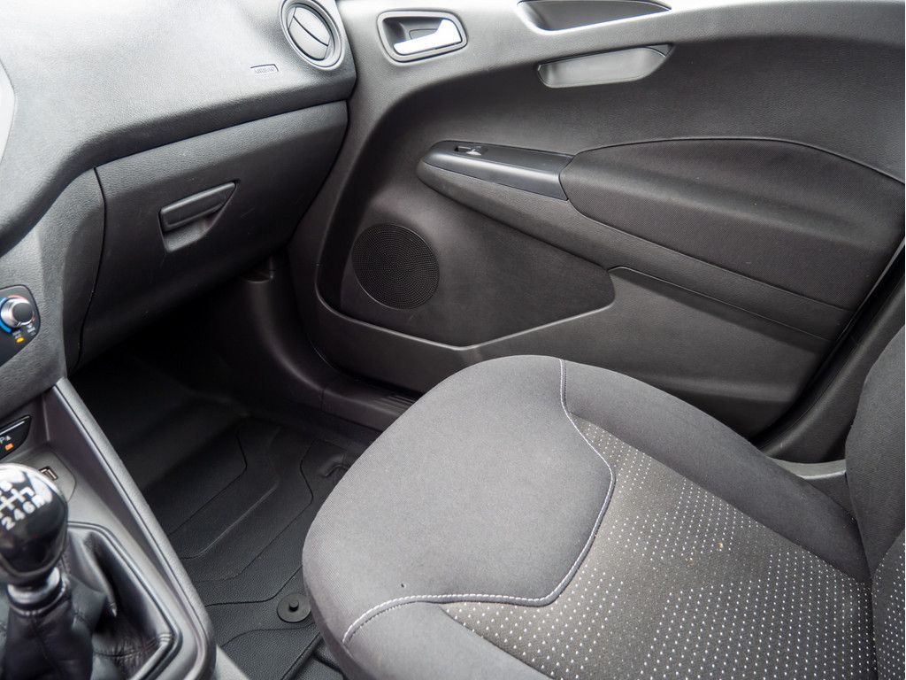 Ford Transit Courier 2020