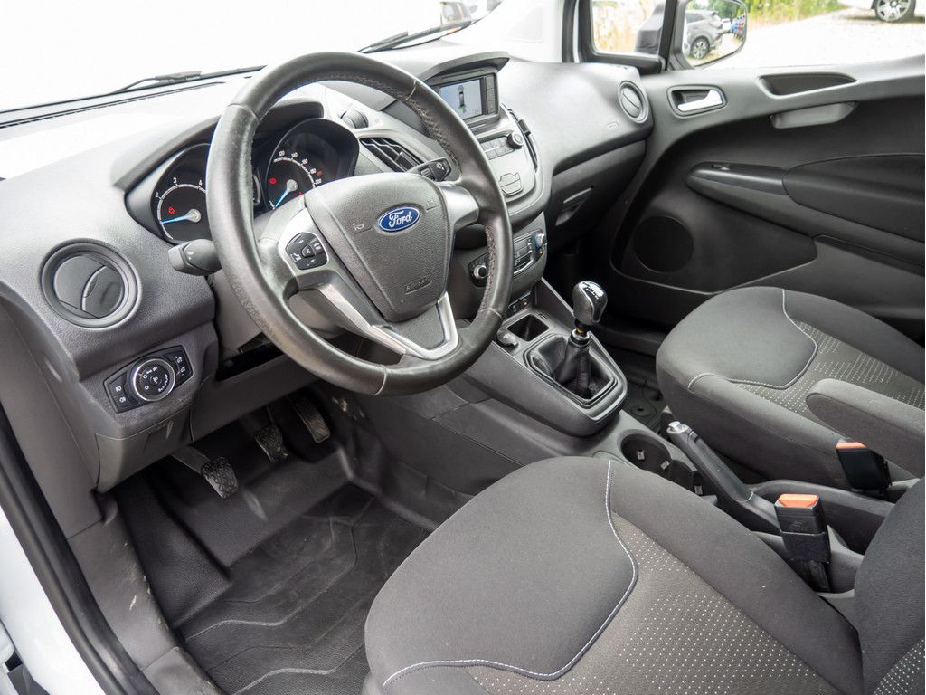 Ford Transit Courier 2020