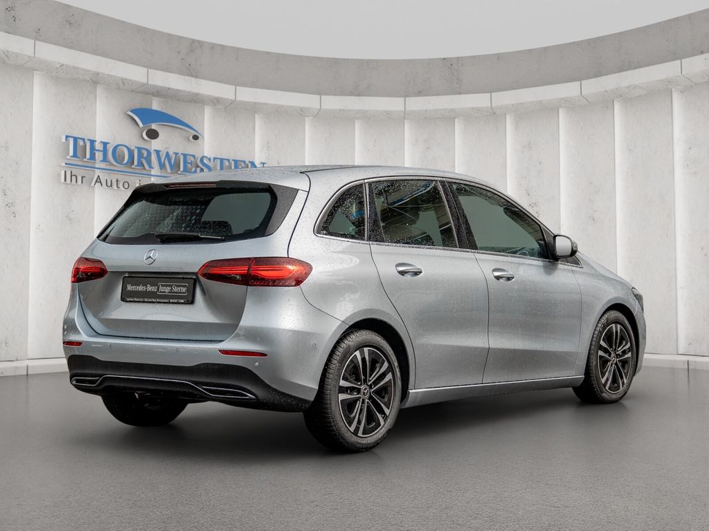 Mercedes-Benz B 180 2024