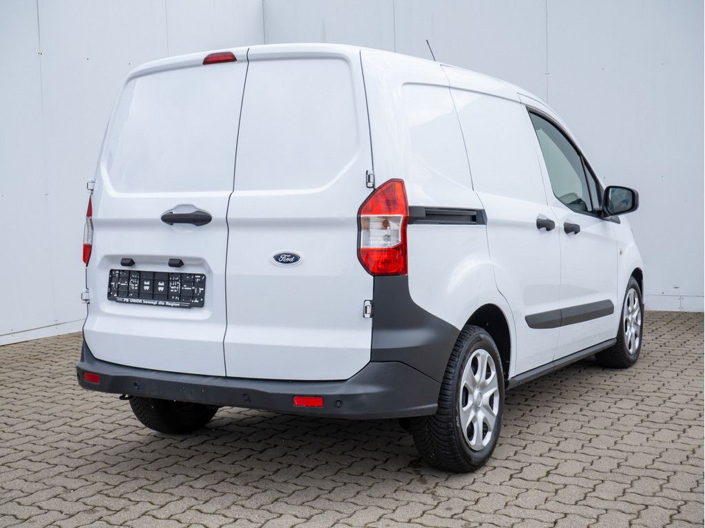 Ford Transit Courier 2020