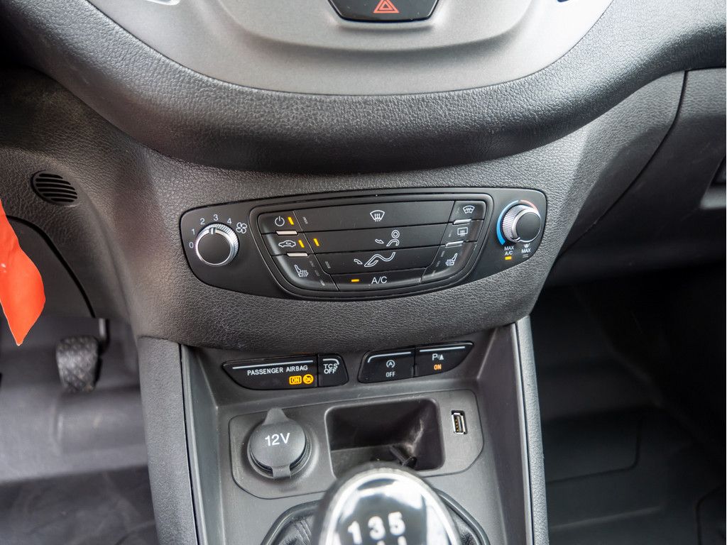 Ford Transit Courier 2020