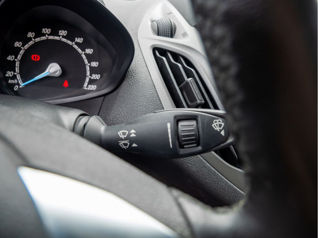 Ford Transit Courier 2020