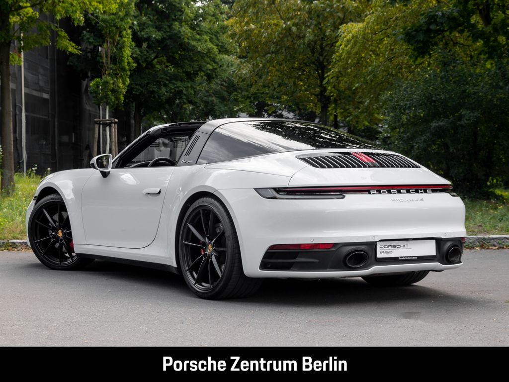 Porsche 992 2024