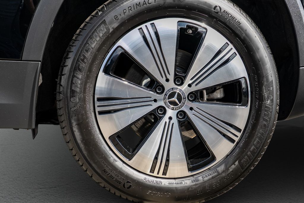 Mercedes-Benz EQA 2024