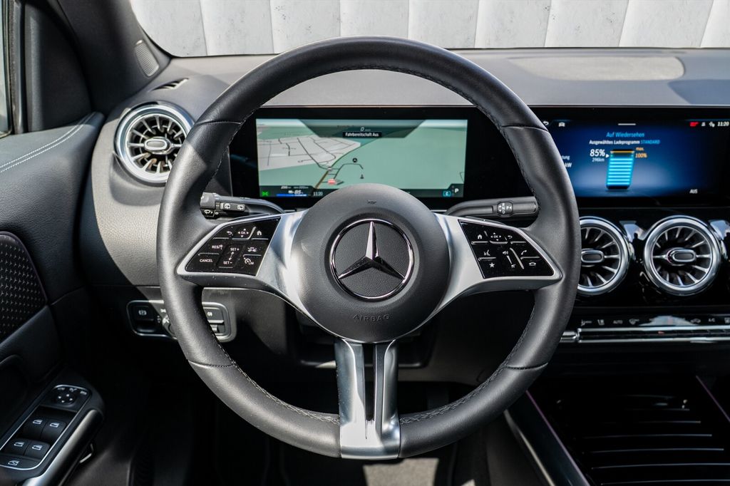 Mercedes-Benz EQA 2024