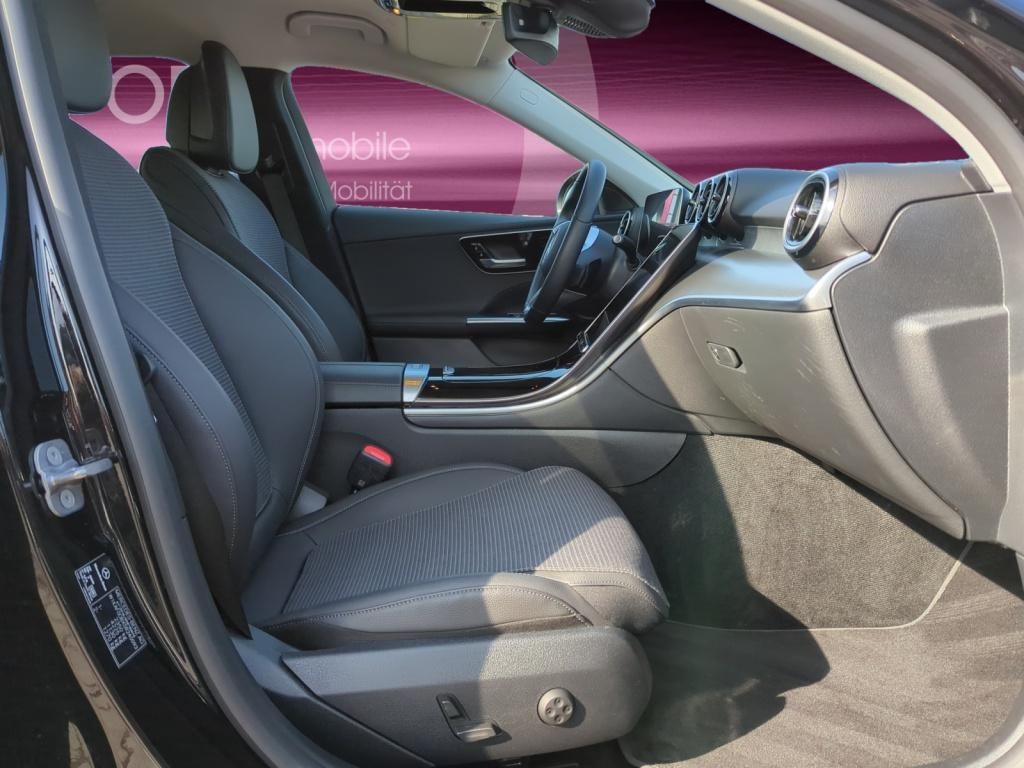 Mercedes-Benz C 200 2024