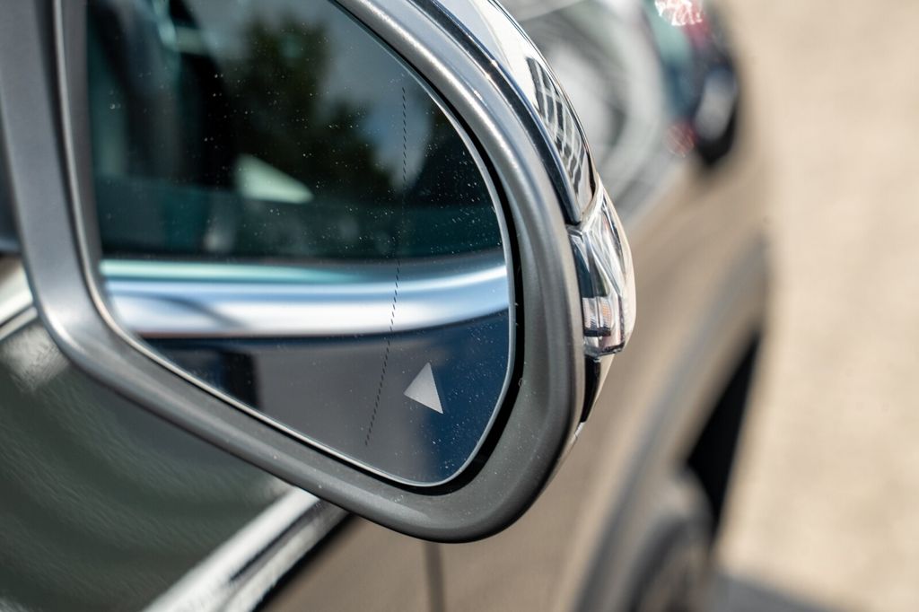 Mercedes-Benz EQA 2024