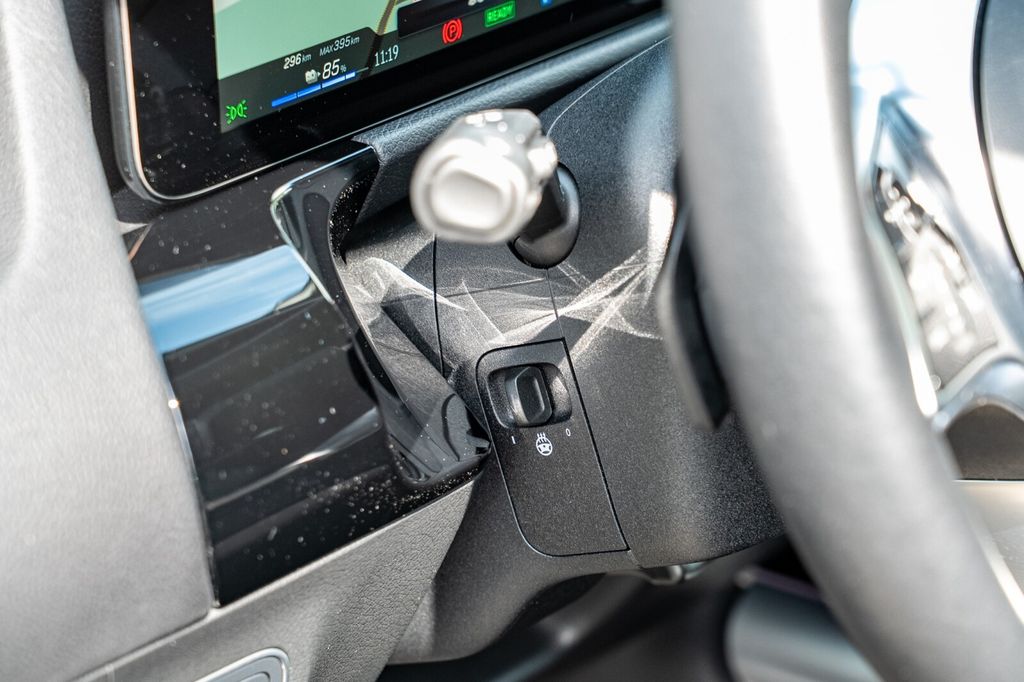 Mercedes-Benz EQA 2024