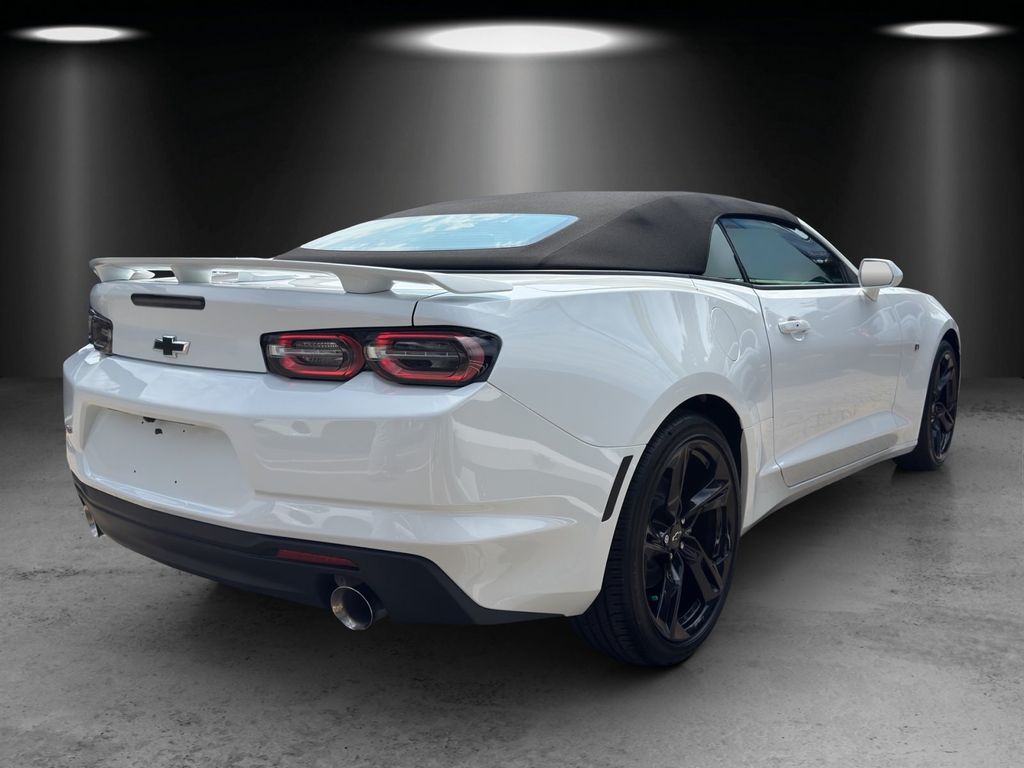 Chevrolet Camaro 2025