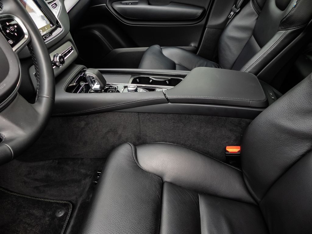 Volvo XC90 2023