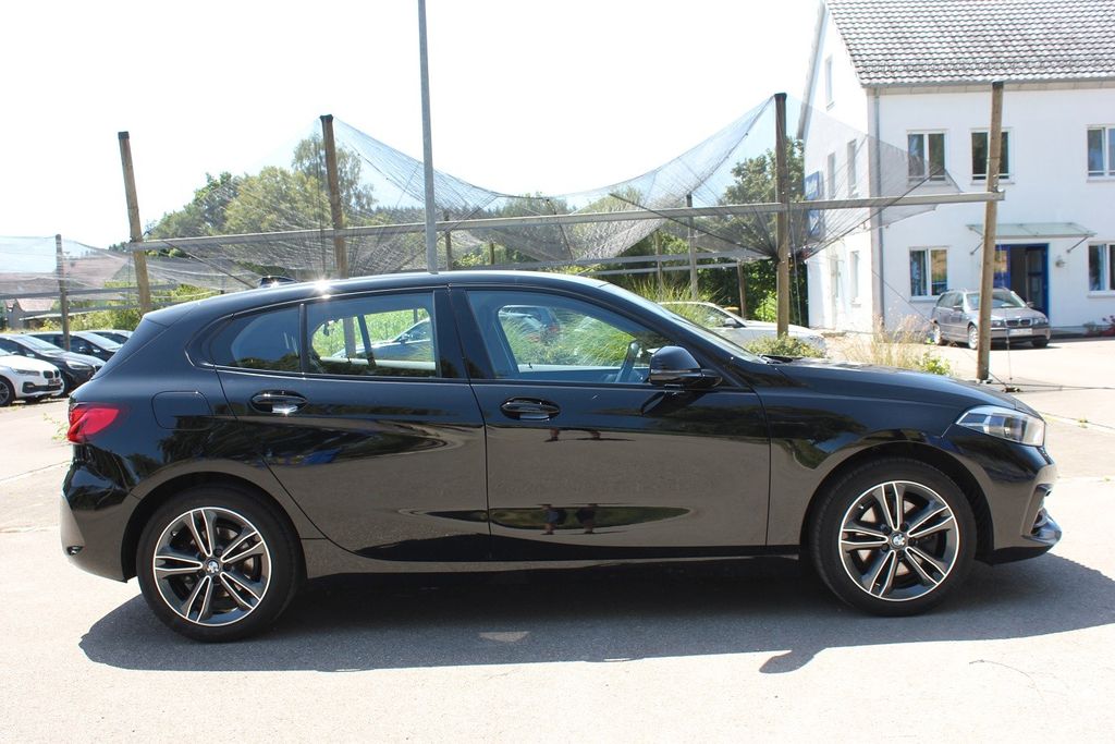 BMW 118 2022