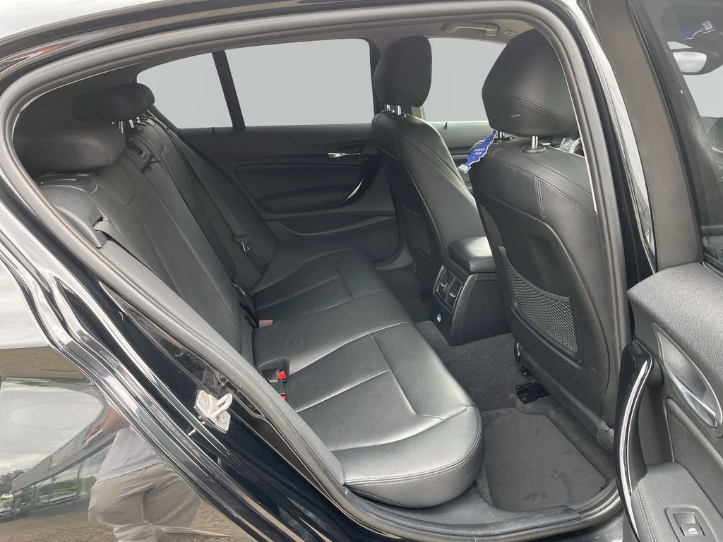 BMW 118 2019