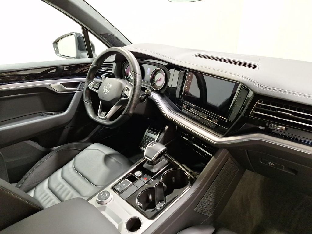 Volkswagen Touareg 2021