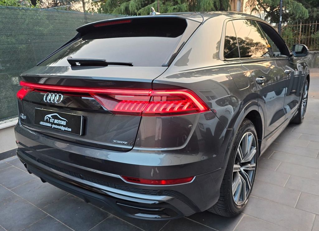 Audi Q8 2020