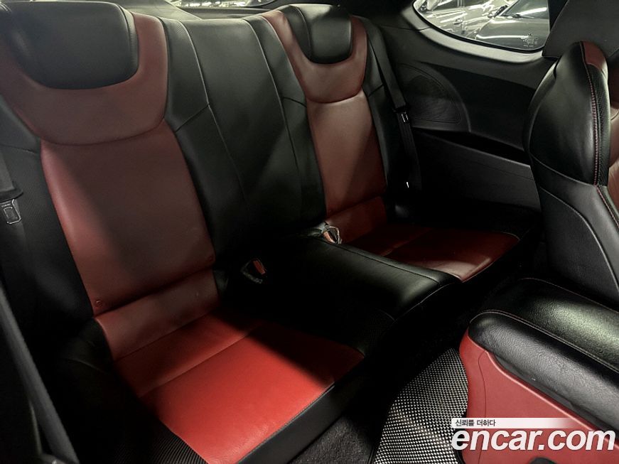 Hyundai Genesis 2009