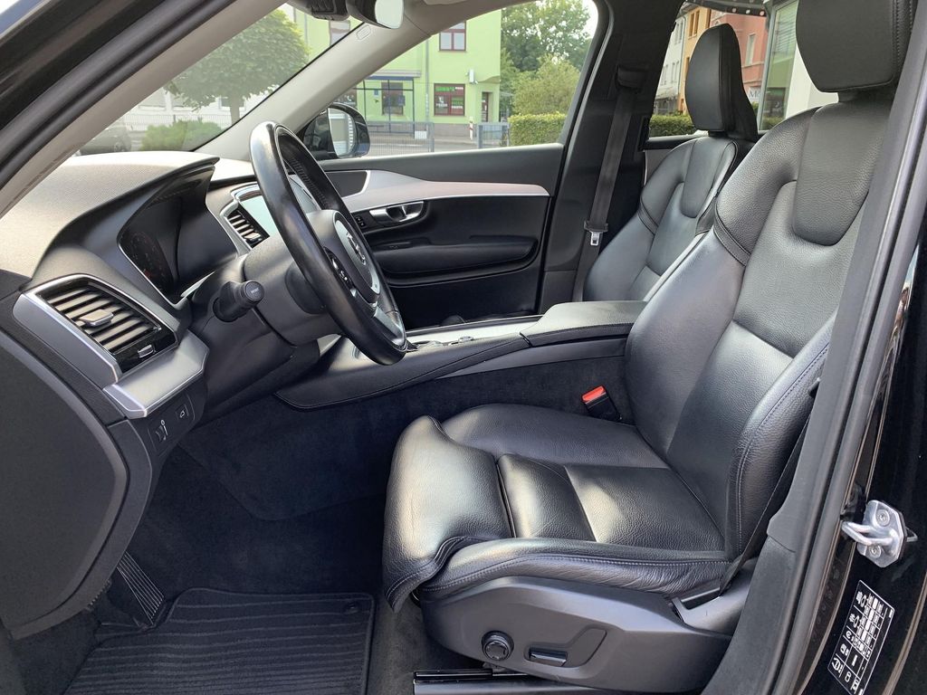 Volvo XC90 2019