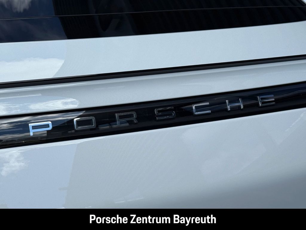 Porsche Cayenne 2021