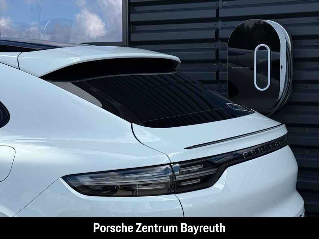 Porsche Cayenne 2021