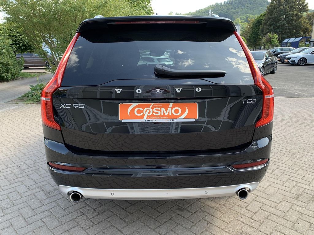 Volvo XC90 2019