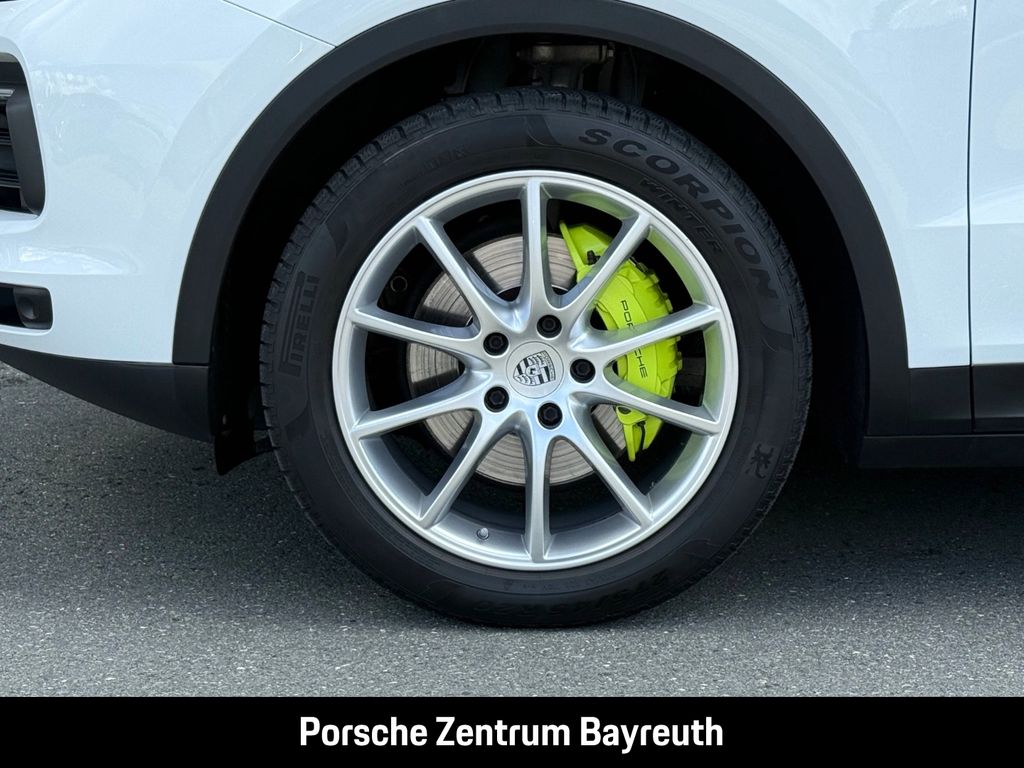 Porsche Cayenne 2021