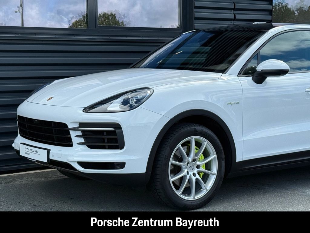 Porsche Cayenne 2021