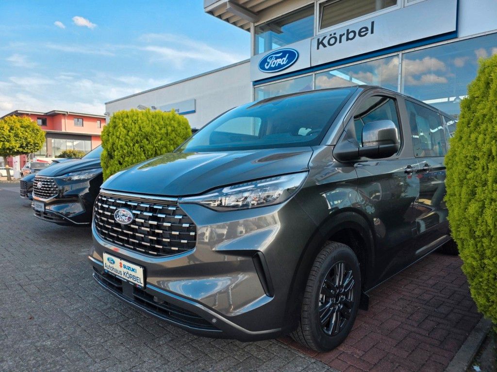 Ford Tourneo Custom 2025