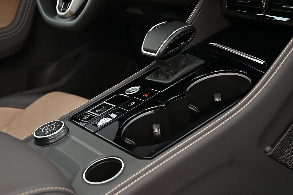 Volkswagen Touareg 2024