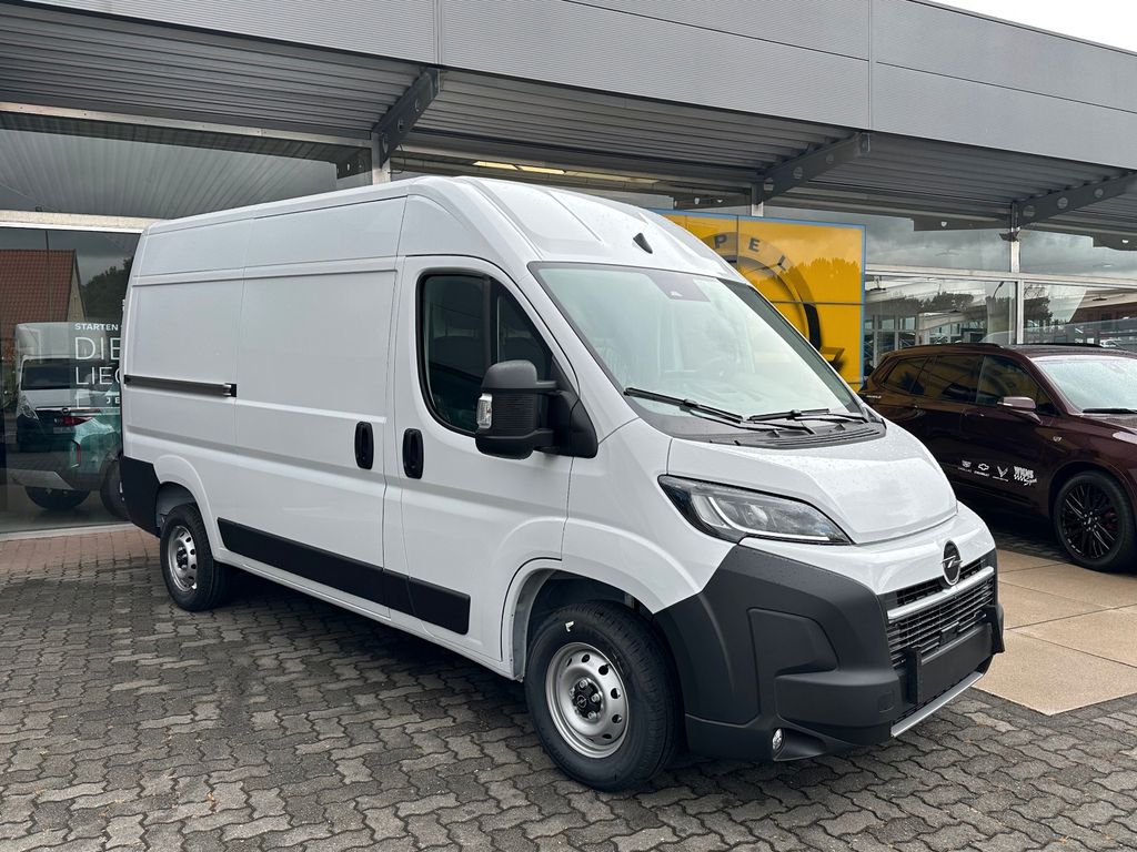 Opel Movano