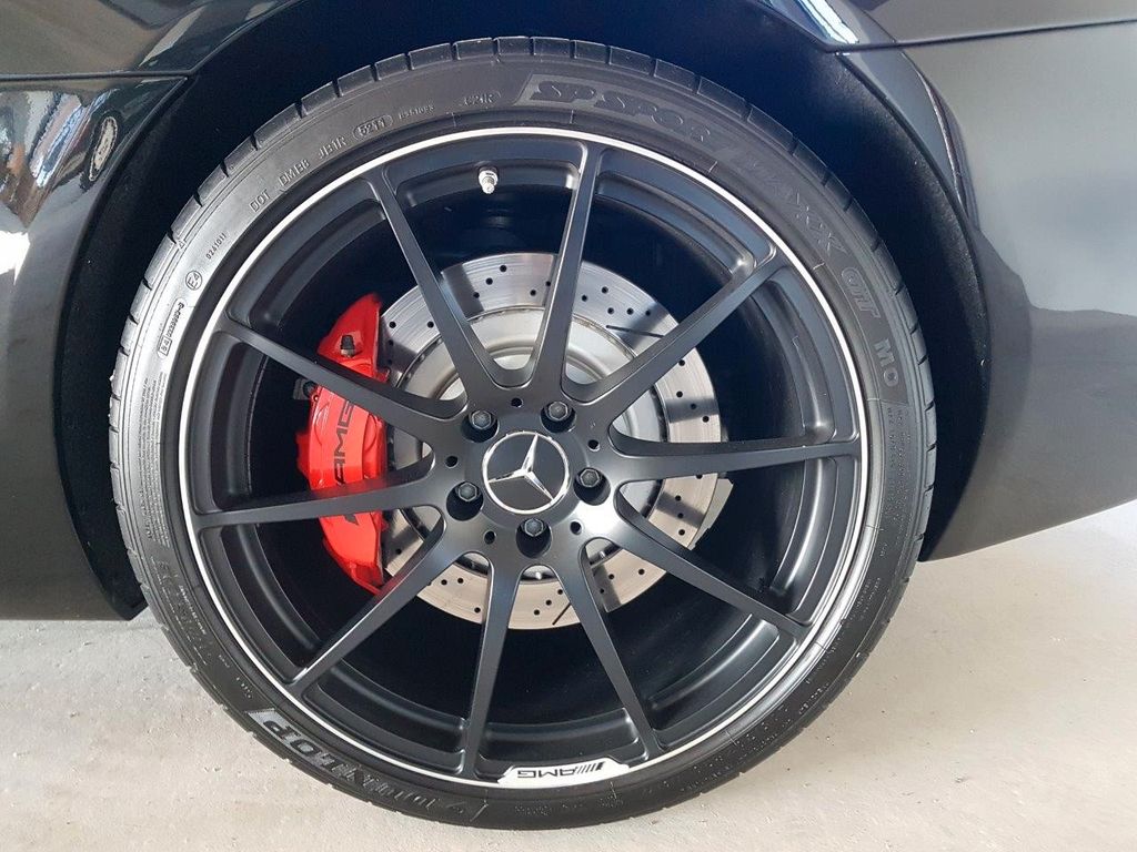 Mercedes-Benz SLS AMG 2012