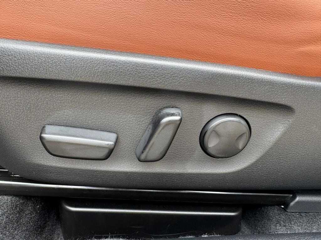 Mazda MX-30 2025