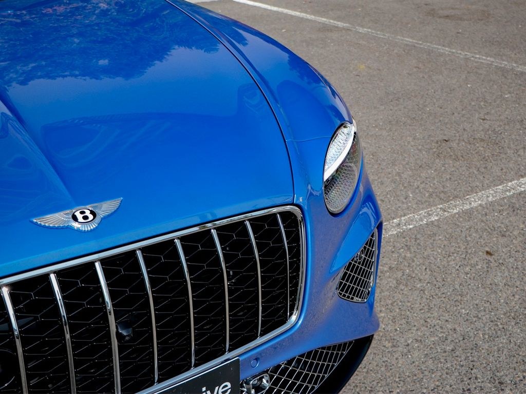 Bentley Continental GTC 2025