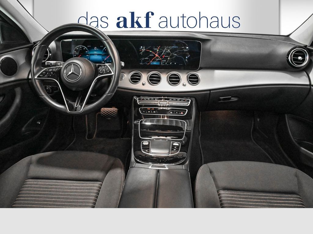 Mercedes-Benz E 220 2023