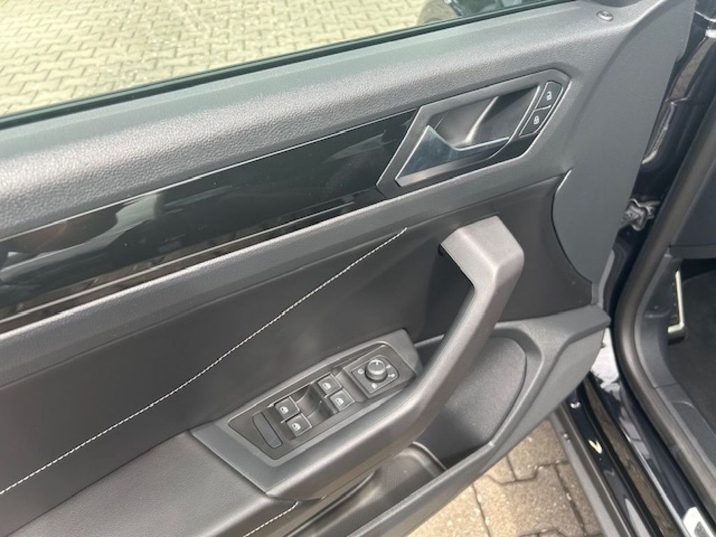 Volkswagen T-Roc 2024