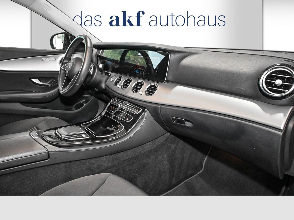 Mercedes-Benz E 220 2023