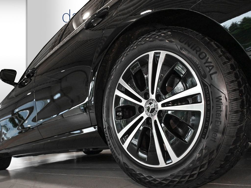 Mercedes-Benz E 220 2023