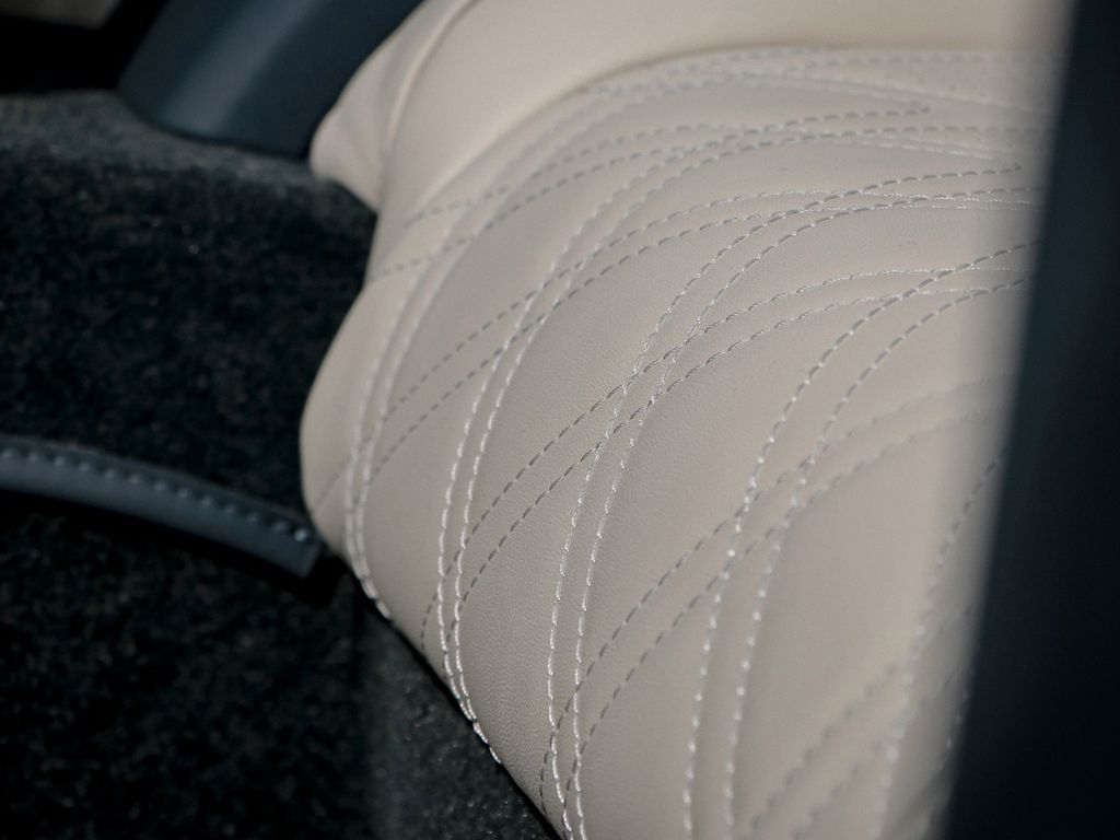 Bentley Continental GTC 2025