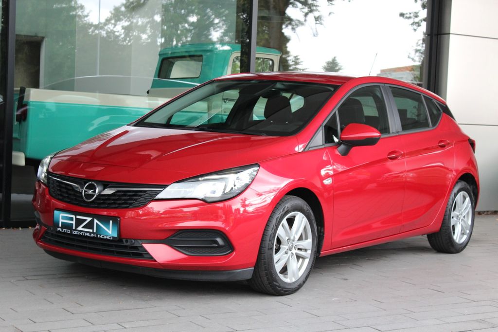 Opel Astra 2021