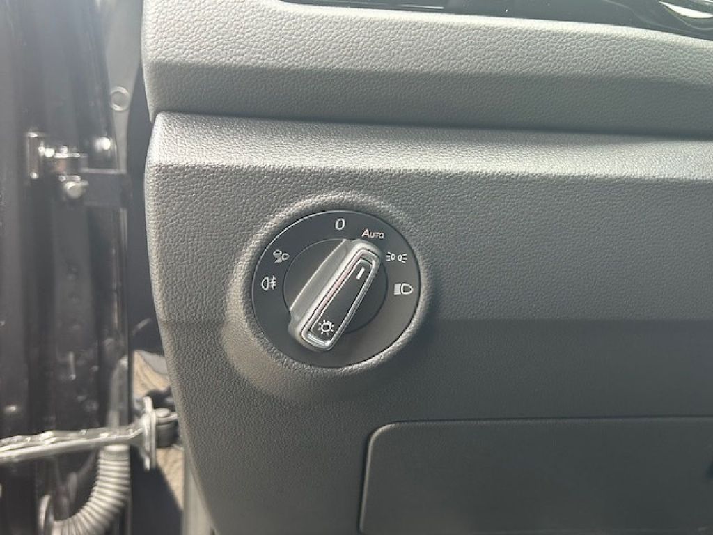 Volkswagen T-Roc 2024