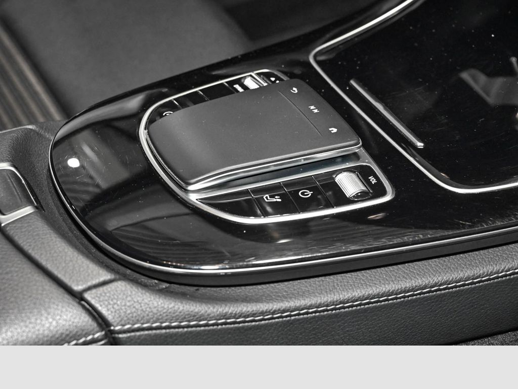 Mercedes-Benz E 220 2023