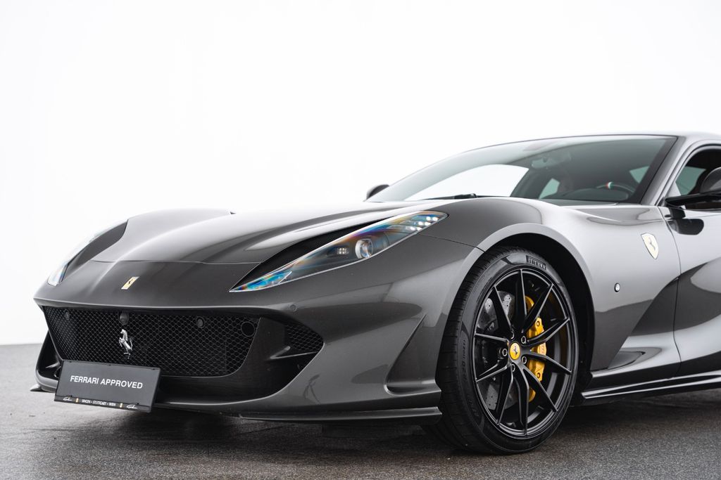 Ferrari 812 2019