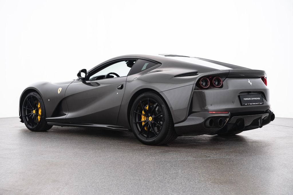 Ferrari 812 2019