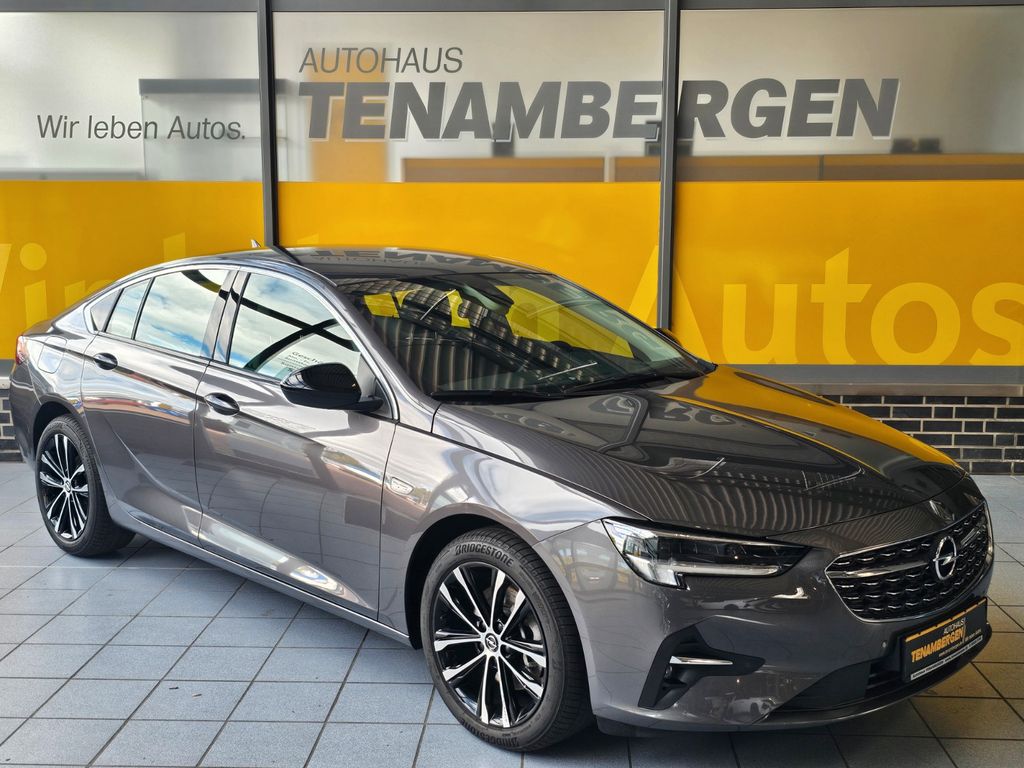 Opel Insignia 2022