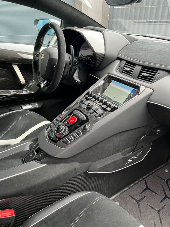 Lamborghini Aventador 2016