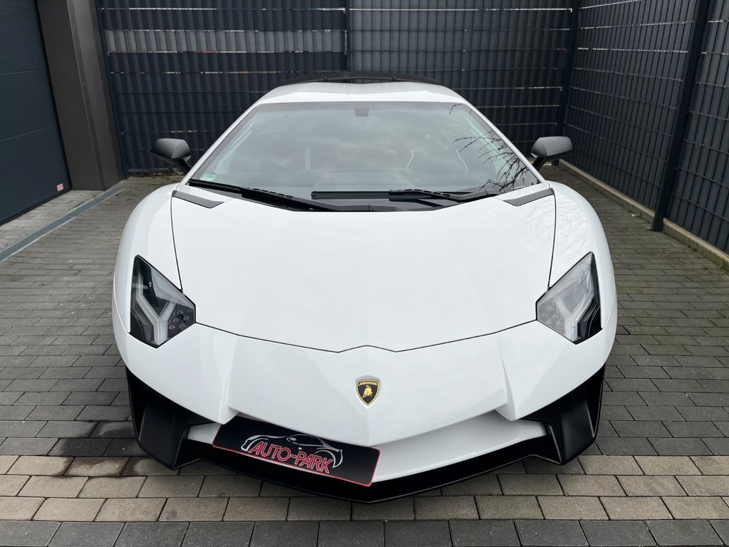 Lamborghini Aventador 2016