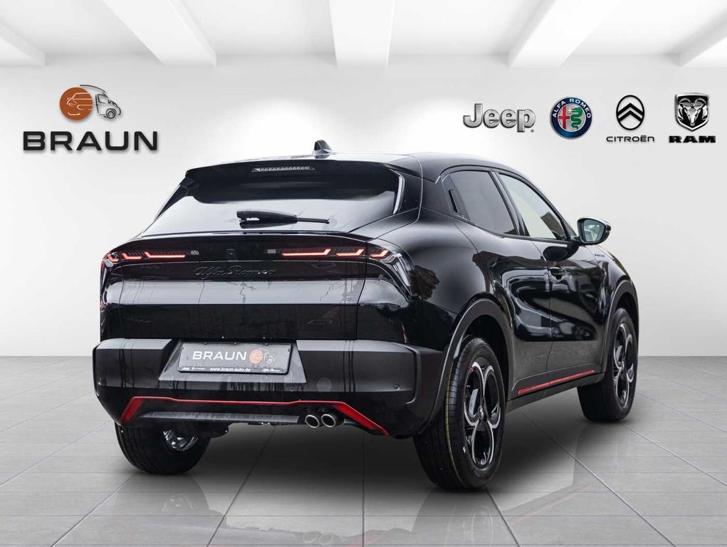 Alfa Romeo Junior 2025